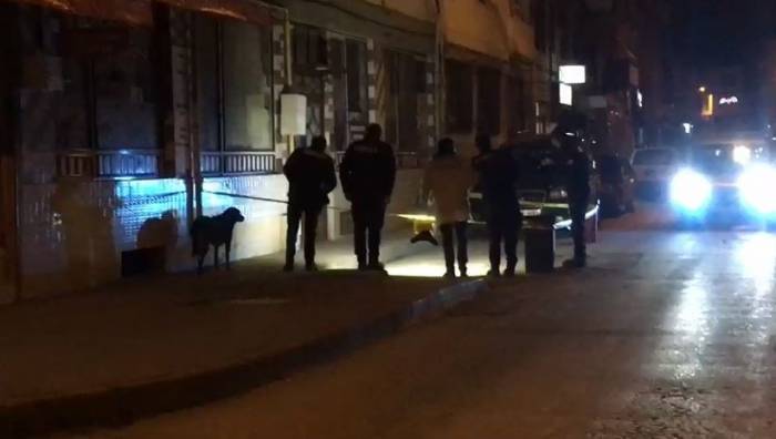 Kaldırımda Yürürken Husumetlisinin Silahla Ateş Ettiği Vatandaş Yaralandı