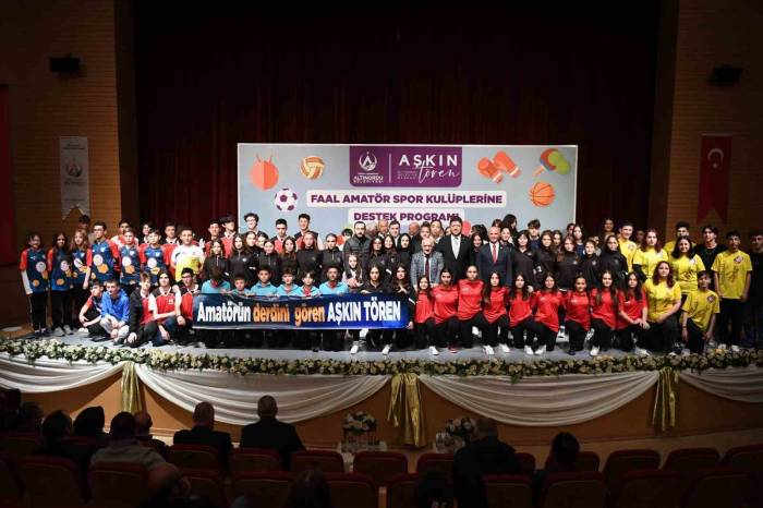 Altınordu’da Amatör Spor Kulüplerine 10 Bin Tl Destek