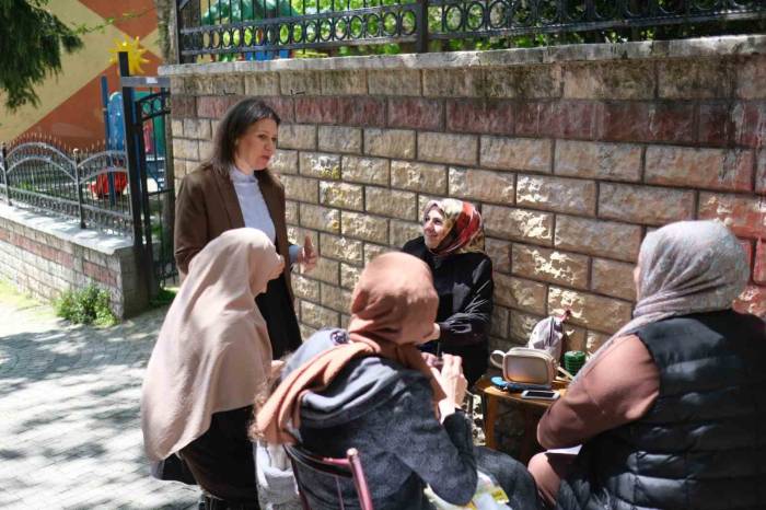 Ak Parti İstanbul Milletvekili Adayı Seda Gören Bölük Bağcılarda Esnaf Ve Vatandaşlar İle Biraraya Geldi