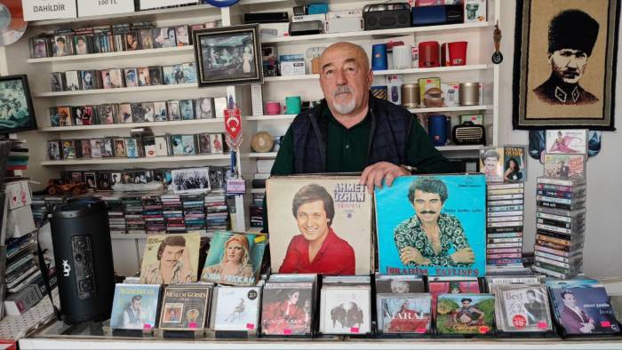Amasya’nın Son Kasetçisi, Tarih Olan Kasetlere Gözü Gibi Bakıyor