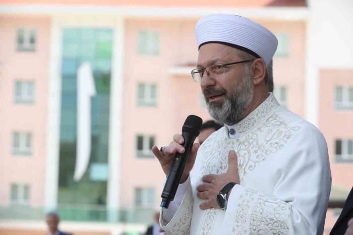 Diyanet İşleri Başkanı Erbaş: "imam Hatiplerin Amacı Vatanını, Milletini Seven Nesiller Yetiştirmek"