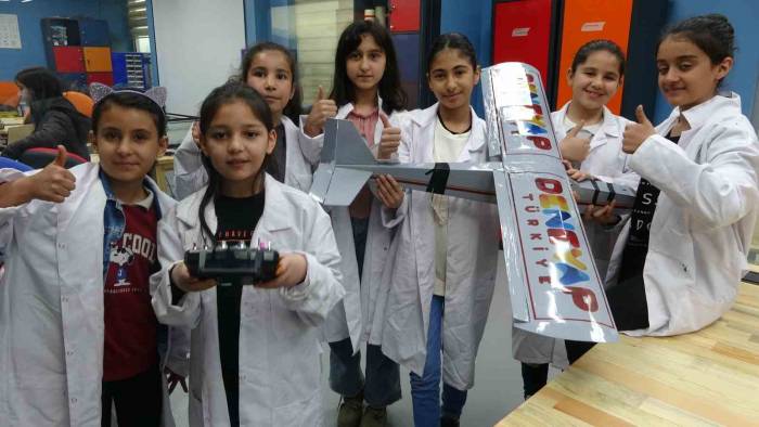 Yüksekovalı Çocuklar Deneyap Atölyelerinde Geleceğe Hazırlanıyor