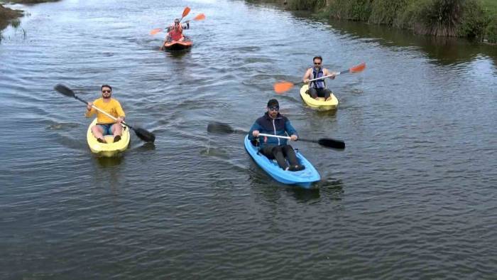 Kuş Cenneti Kanolarla Şenlendi