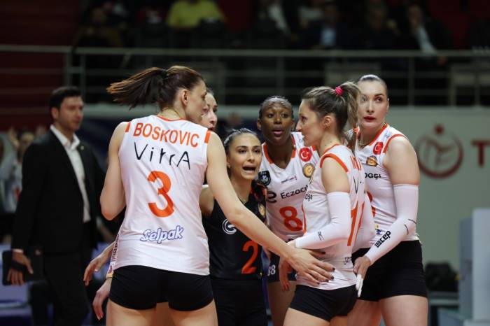 Eczacıbaşı Dynavit, Thy’yi 3-2 Mağlup Etti