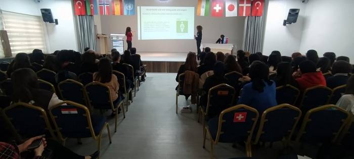 Öğrenciler Model Birleşmiş Milletler Projesinde Bir Araya Geldi