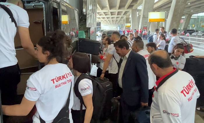 Son Dünya Şampiyonu Türkiye Muaythai Milli Takımı, Tayland’a Ulaştı