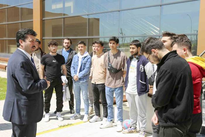 Geleceğin Kaptanları Subü’de Yetişiyor