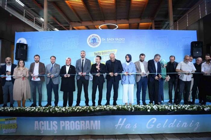 Tuzla Belediyesi, İki Fitness Salonunu Ücretsiz Halkın Hizmetine Açtı
