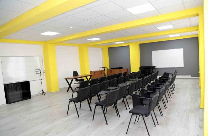 Van’daki 27 Okul Müzik Ve Resim Sınıfına Kavuştu