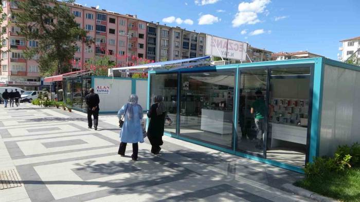 Malatya’da Konteyner Çarşılar Hizmet Vermeye Başladı