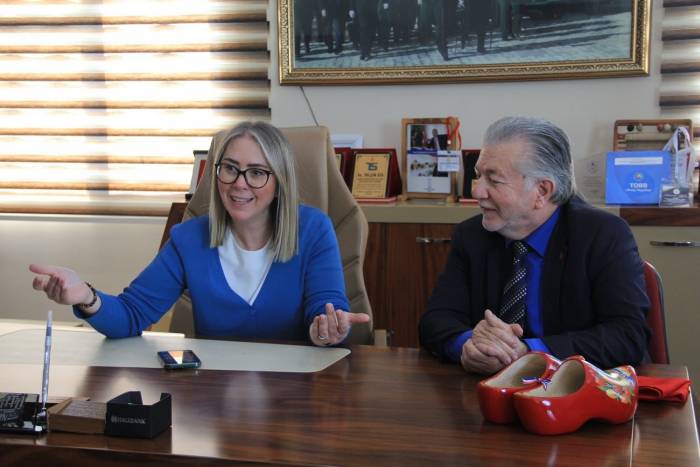 Ak Partili Çankırı’dan İzmir Büyükşehir’e: "millet İttifakına Oy Toplayacağınıza Hizmet Edin"