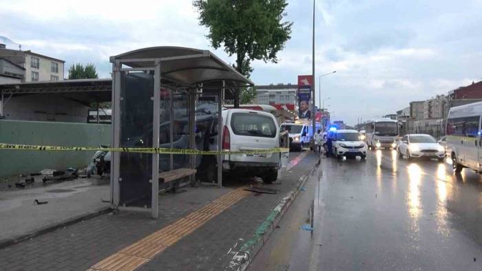 Bursa’da 2 Gencin Öldüğü Feci Kaza Kamerada