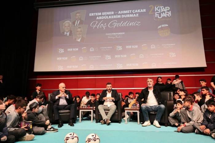 Gebze’de Futbolseverleri Buluşturan Söyleşi