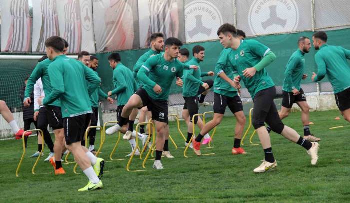 Giresunspor’da “buz” Devri Başladı