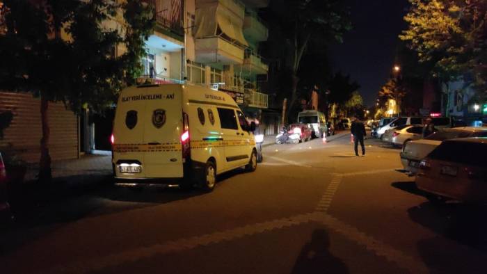 Dönerci Dükkanı Kurşunlandı