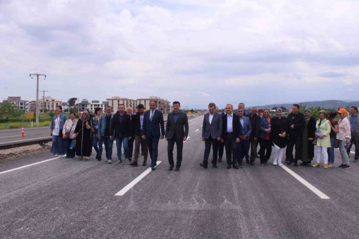 Bergama Çevreyolu Trafiğe Açıldı