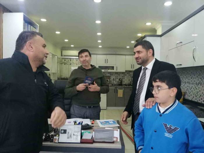 Ak Parti Milletvekili Adayı Yahya Çelik, Beykoz Esnafını Ziyaret Etti