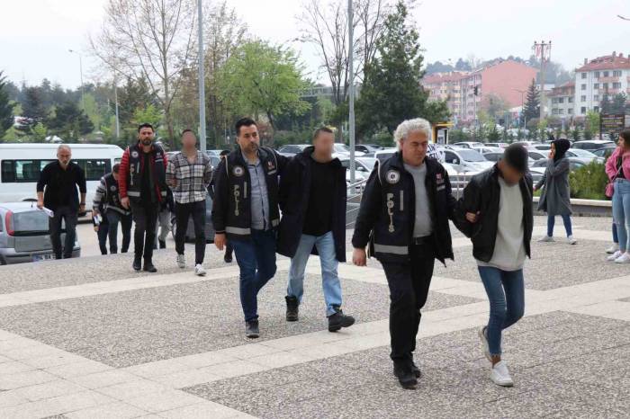Suç Makineleri Yakalandı