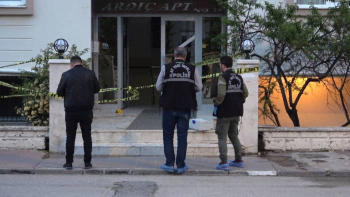 Husumetlisine Pusu Kuran Cinayet Zanlısı, Ambulans Talebinde Bulundu