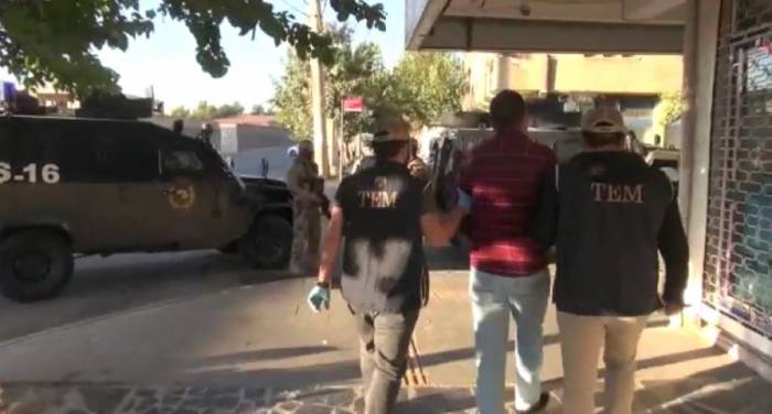 Diyarbakır Merkezli 23 İlde Deaş Operasyonu: 74 Gözaltı