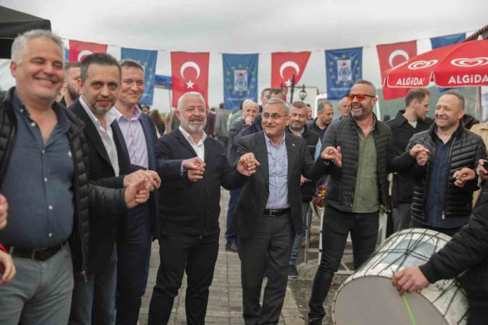 Hıdırellez Bayramı Etkinlikleri Şehrin Simgesi Kütahya Kalesi’nde Gerçekleştirildi