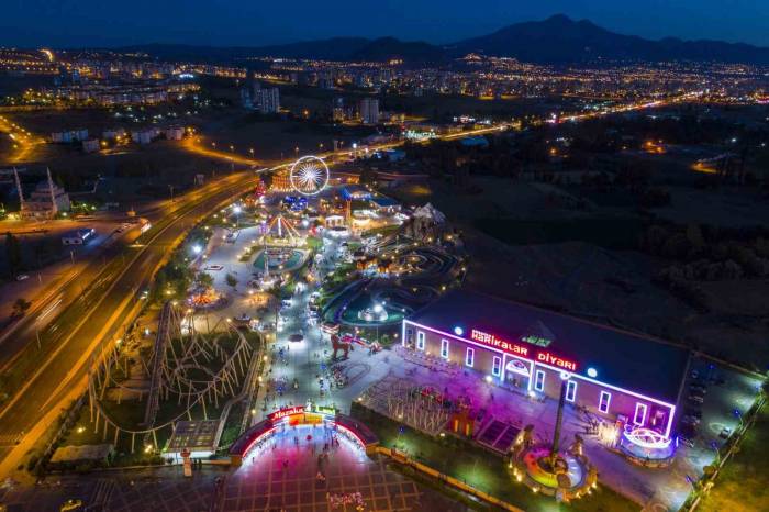 Büyükşehir Anadolu Harikalar Diyarı Spor Tesisleri Hizmete Başladı