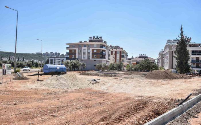 Kepez Belediyesi 717 Olan Mahalle Parklarının Sayısını Artırıyor