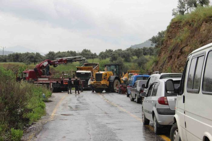 Kamyon Şoförünün Acelesi, Trafiği Felç Etti
