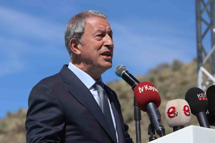 Milli Savunma Bakanı Akar: ”bizi Durdurmayacaklar, Bunlar Beyhude Gayret”