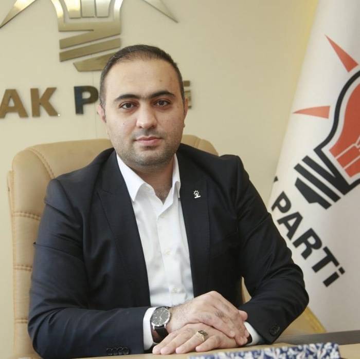 Seçim Bürosunda Çirkin Olay... Chp Seçim Bürosunda 10 Yaşındaki Çocuğa Kaynar Çay Fırlatıldı