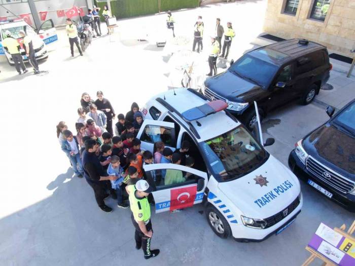Şırnak’ta ’trafik Güvenliği Haftası’ Etkinlikleri Gerçekleştirildi