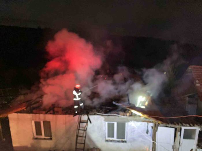 Erbaa’da Tek Katlı Evde Yangın Çıktı