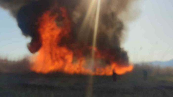 Van’da Sazlık Yangınları Devam Ediyor