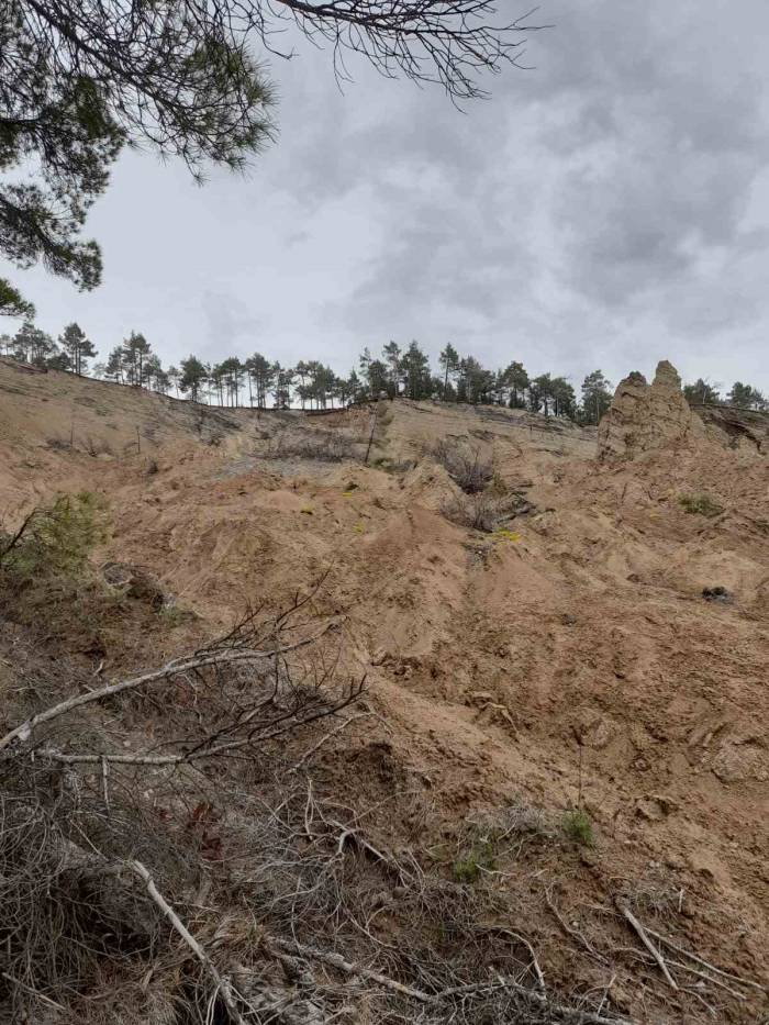 Denizli’de Aşırı Yağışlar Sonrası Heyelan Oluştu