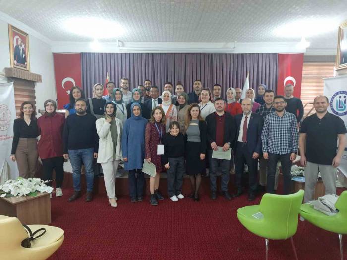 Eğitimler Belge Töreni Ve Şehir Müzesi Gezisiyle Tamamlandı