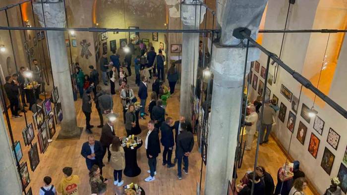 53 Ülkeden 115 Sanatçının Resimleri Niğde’de Sergilendi