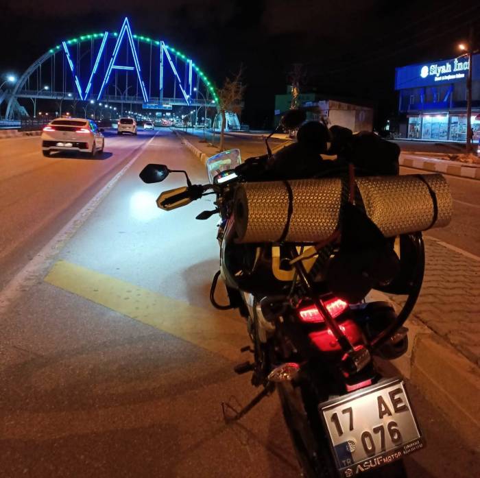 Vanlı Dağcı Motosikleti İle Türkiye Turu Yaptı