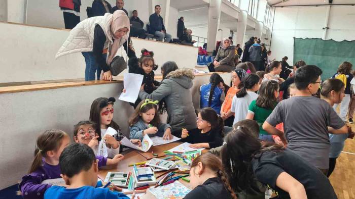 Alaplı’da “sosyal Medyadan Sosyal Meydana” Projesine İlgi Büyük