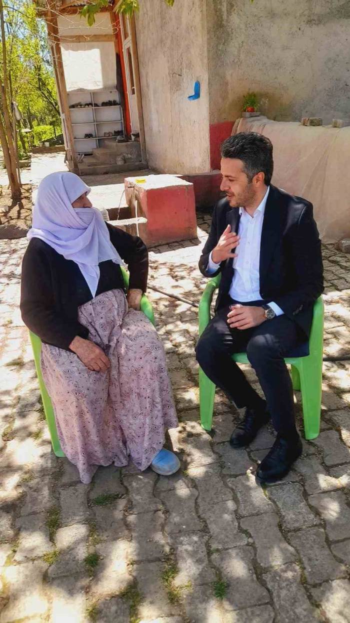 83 Yaşındaki Menşure Nine: "erdoğan Kazansın Koç Keseceğim"