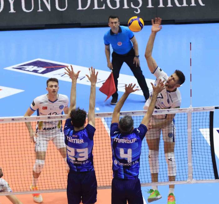 Efeler Ligi: Arkas: 0 - Fenerbahçe: 3