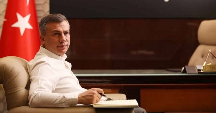 Ak Parti Bolu İl Başkanı Güner’den ’kınalı’ Gönderme