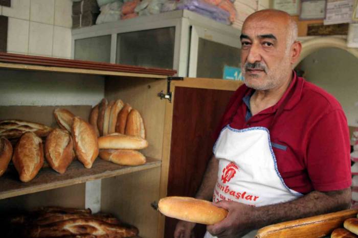 Fırıncılar Ve Uncular Odası Başkanı Aslan: "ekmeği 4 Tl’den Satıyoruz"