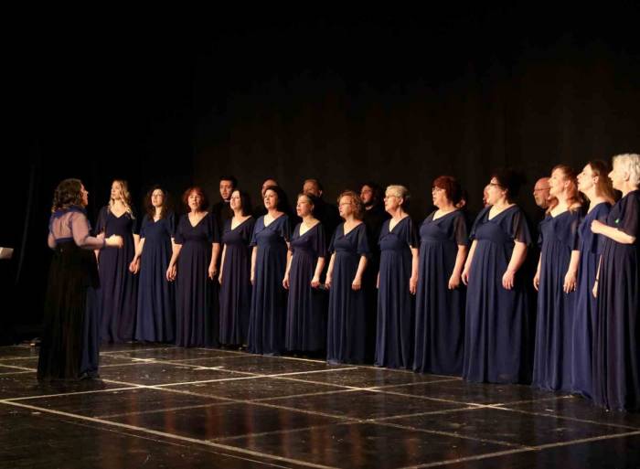 Mudanya Belediyesi Çoksesli Korosu Ödülle Döndü