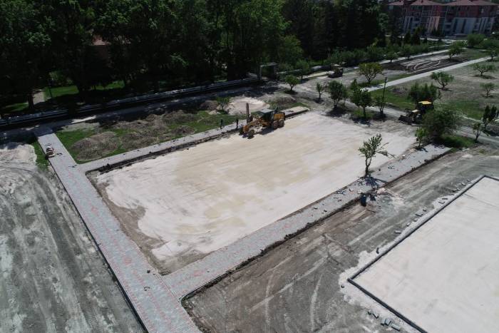 Turhal’da Millet Bahçesinin 2. Etap Çalışmaları Başladı