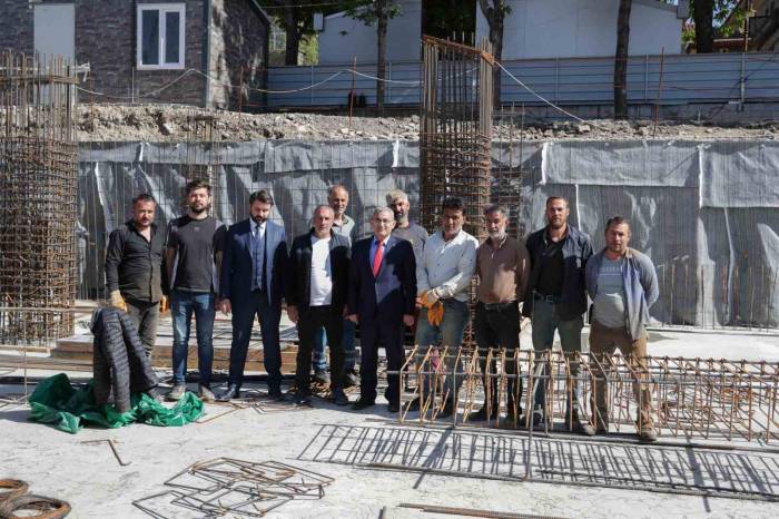 30 Ağustos İş Merkezi Ve Zanaat Çarşısı İnşaatındaki Çalışmaları İnceledi