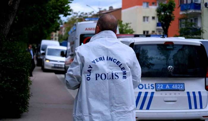 Edirne’de Kahreden Olay: Cam Silerken Düşüp Öldü