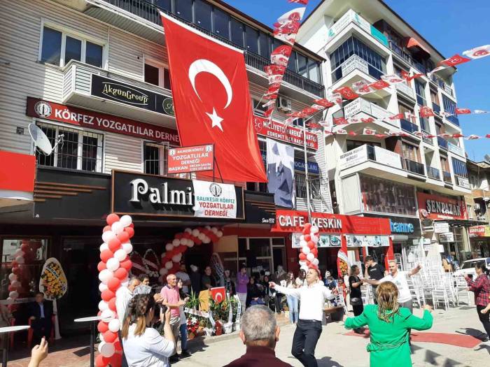 Balıkesir-körfez Yozgatlılar Derneği Törenle Açıldı