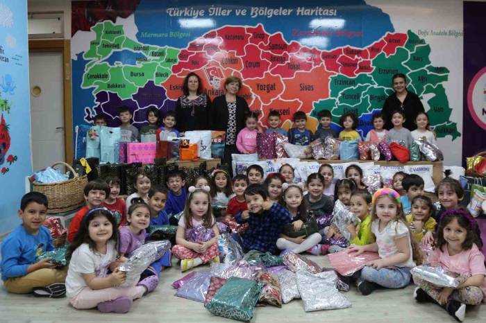 Efeler’in Minik Kalpleri Depremzede Anneler İçin Tek Yürek Oldu