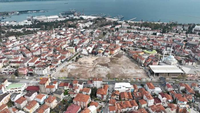 Gölcük’ün Kalbi Dev Proje İle Dönüşecek