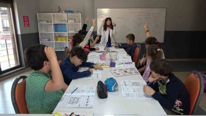 Çocuklar En İyi Zamanlarını Kulüpte Geçiriyor